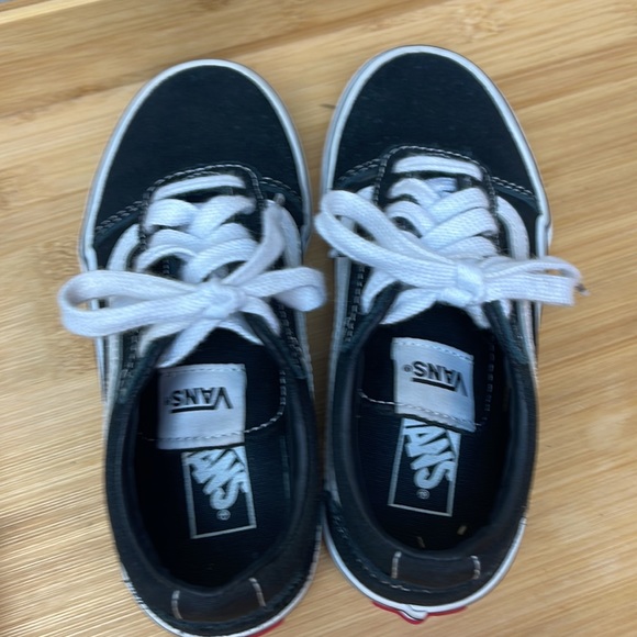 Black vans - Picture 4 of 7
